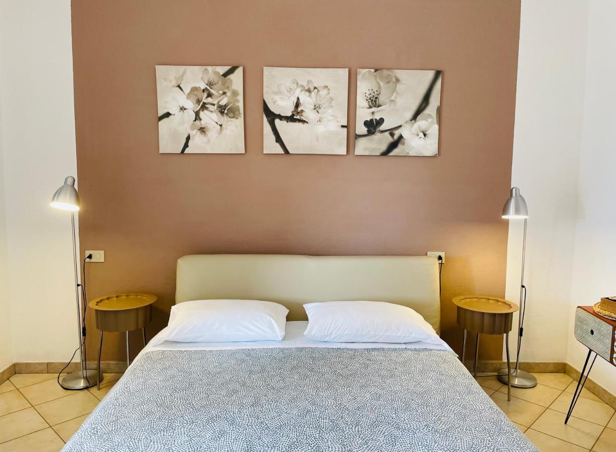 B&B L'Albero Di Melograno Seccheto Exterior photo